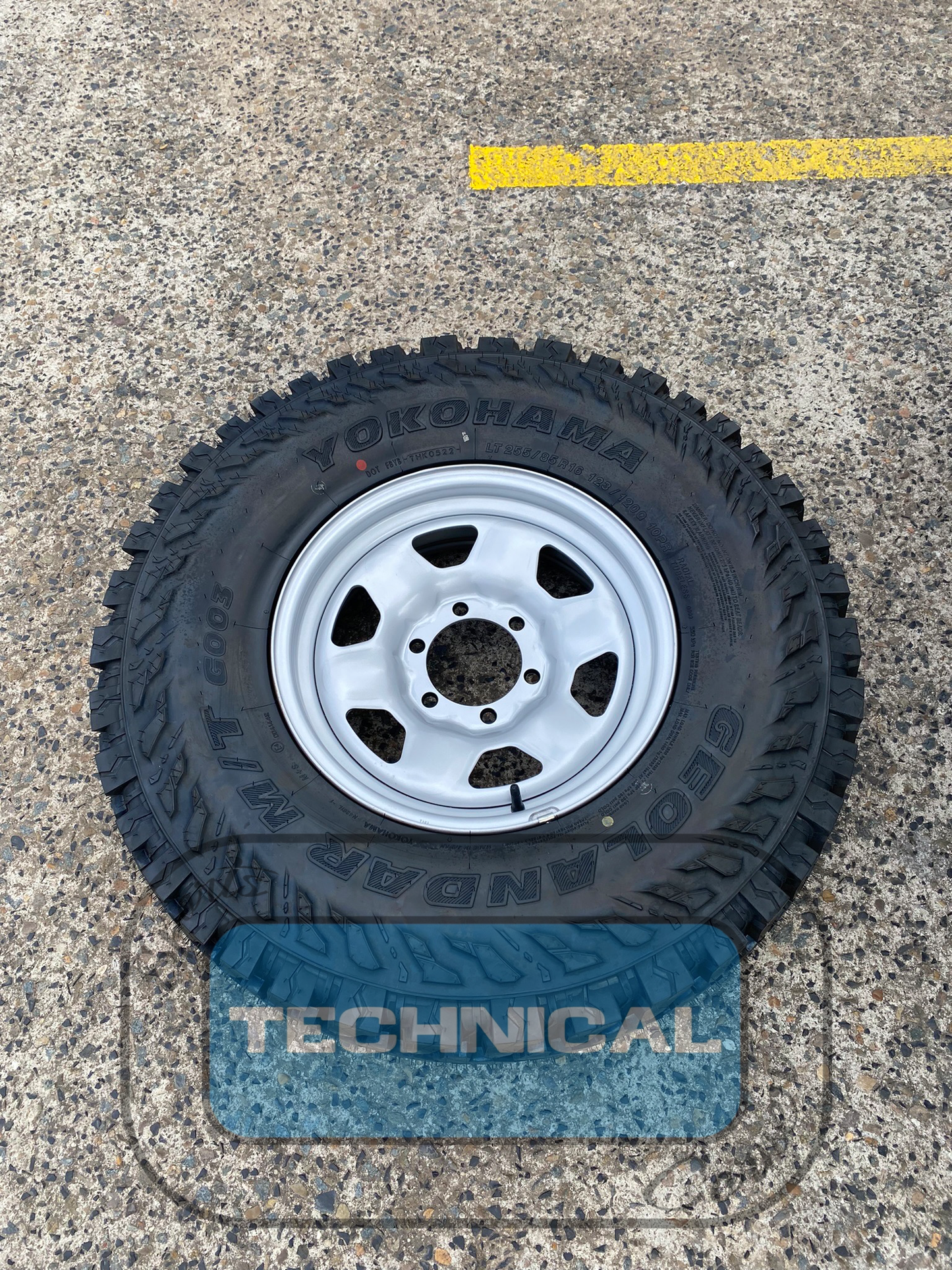 70 Series OEM Steel Wheel - 16 x 6"
