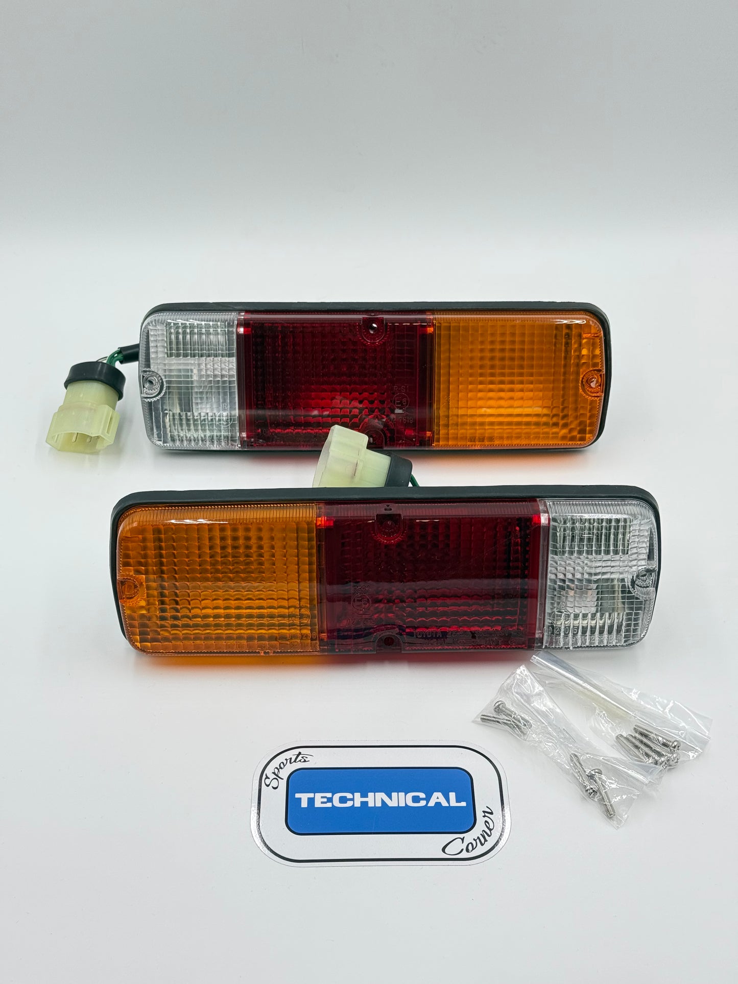 40 Series Landcruiser Tail Light Assembly Set