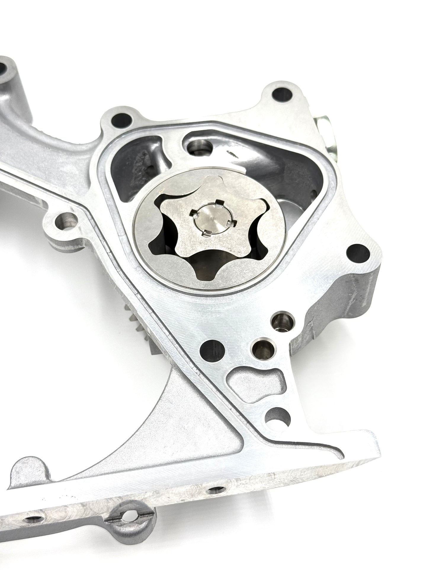 1HZ / 1HDT Timing Gear Cover Case including Oil Pump