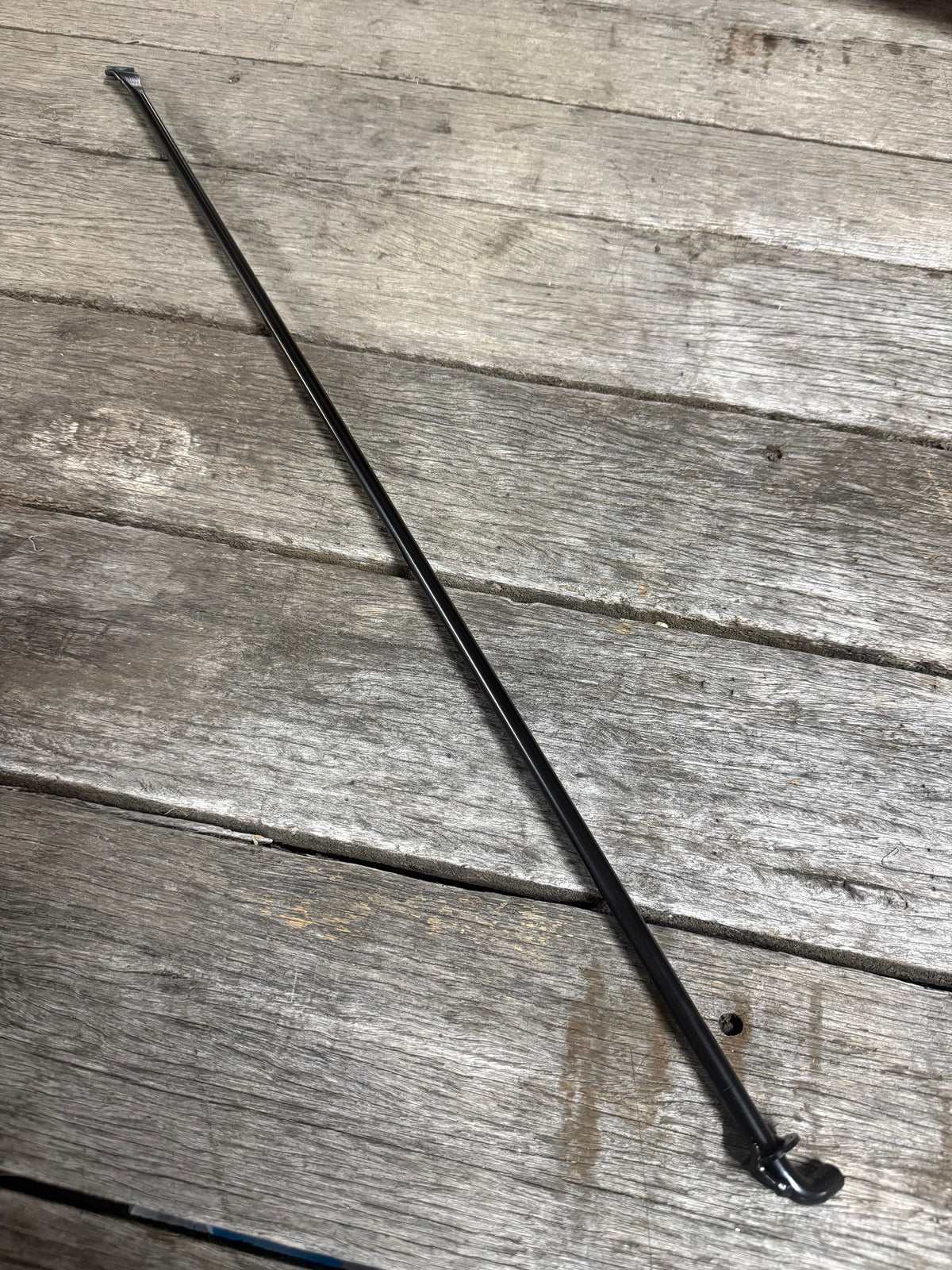 40 Series Landcruiser Bonnet Support Rod - The Rust Farmers