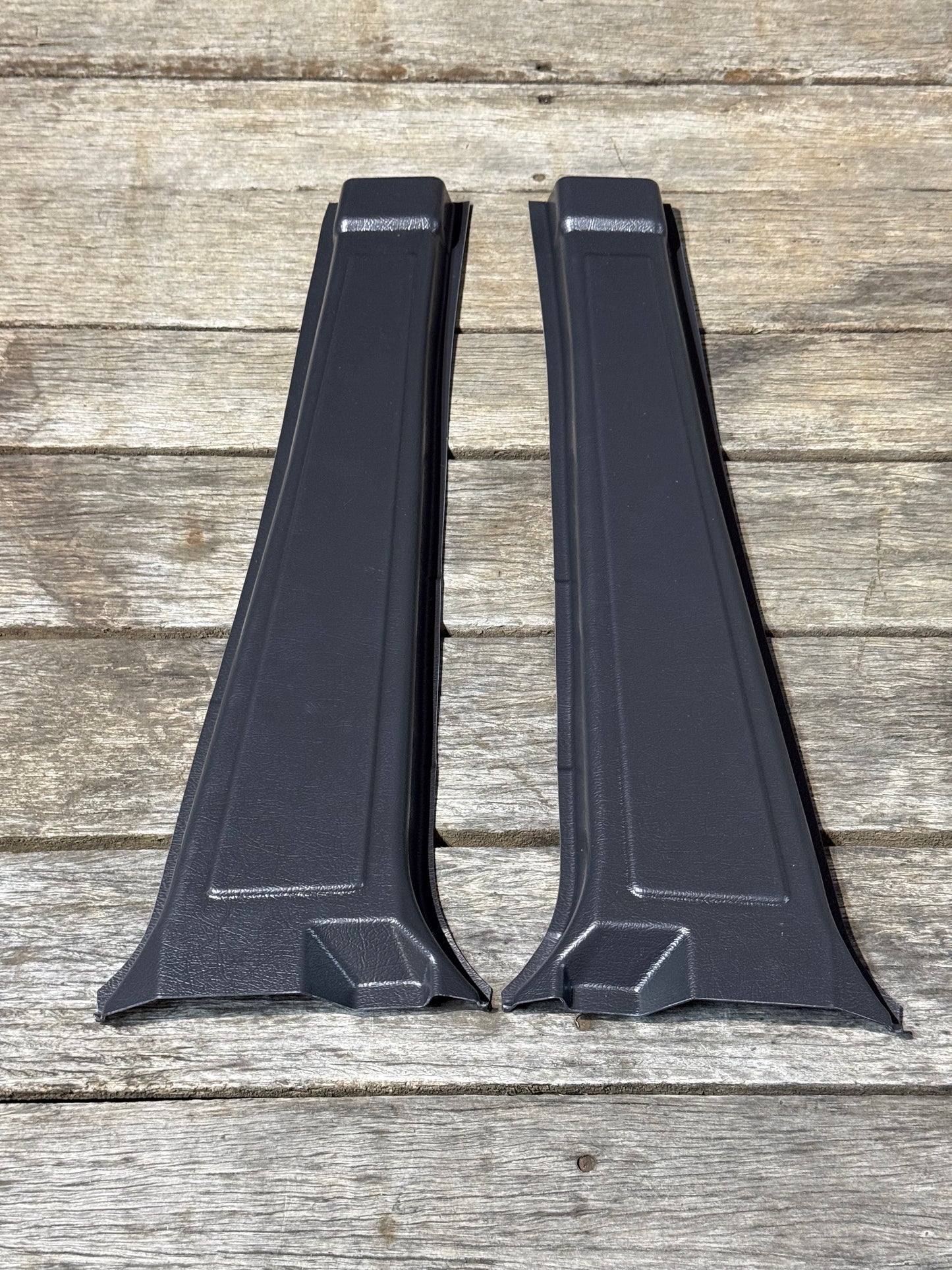 60 Series Landcruiser B Pillar Trims