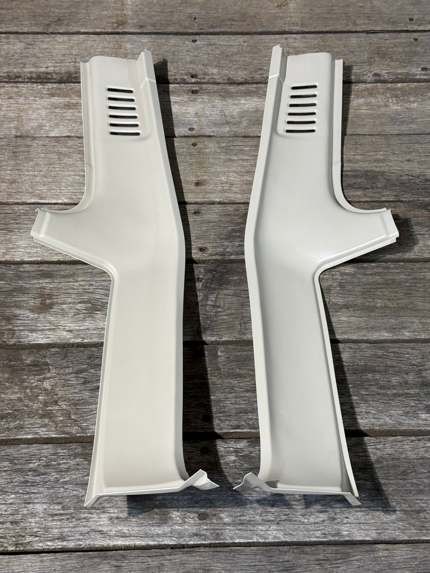 60 Series Landcruiser D Pillar Trims