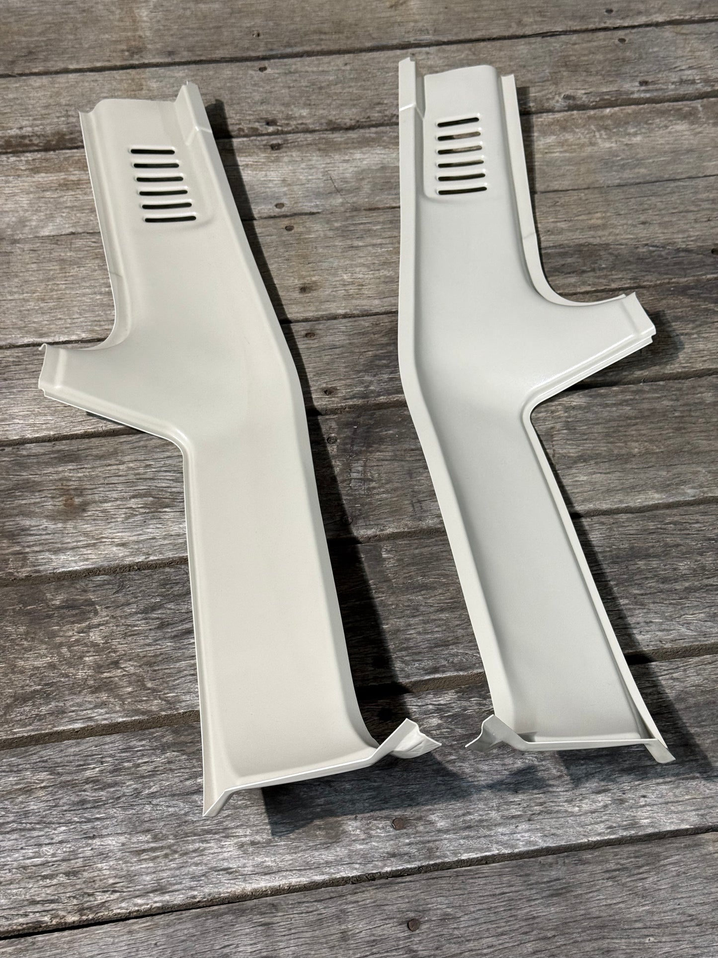 60 Series Landcruiser D Pillar Trims