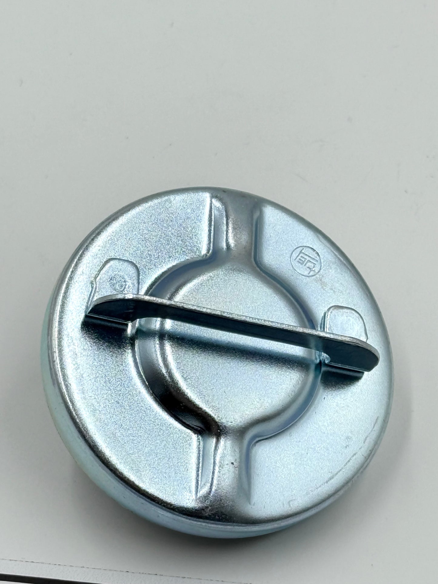 60 Series Landcruiser - Petrol Fuel Cap