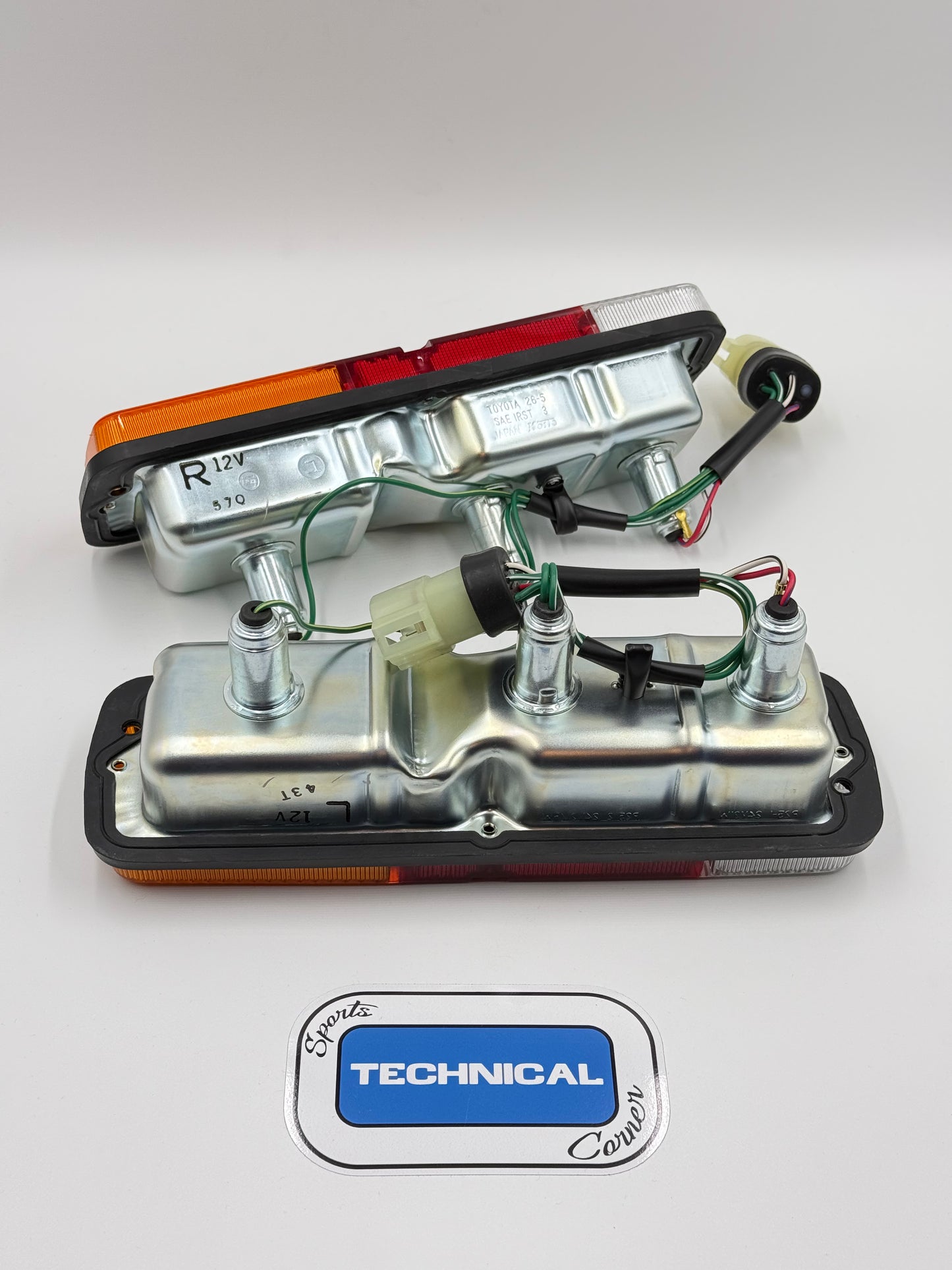 40 Series Landcruiser Tail Light Assembly Set